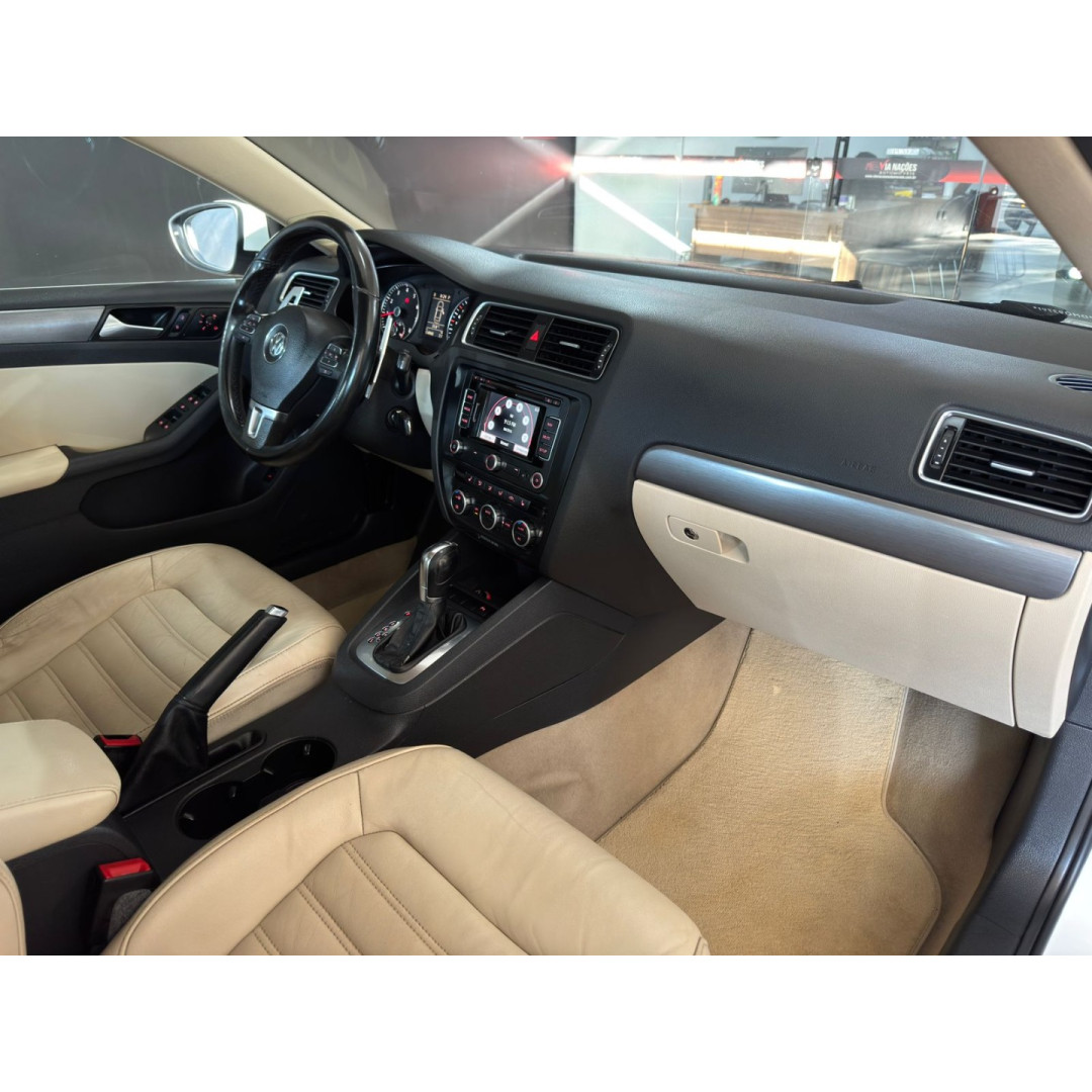 Jetta 2.0 4P TSI HIGHLINE 211 CV AUTOMÁTICO