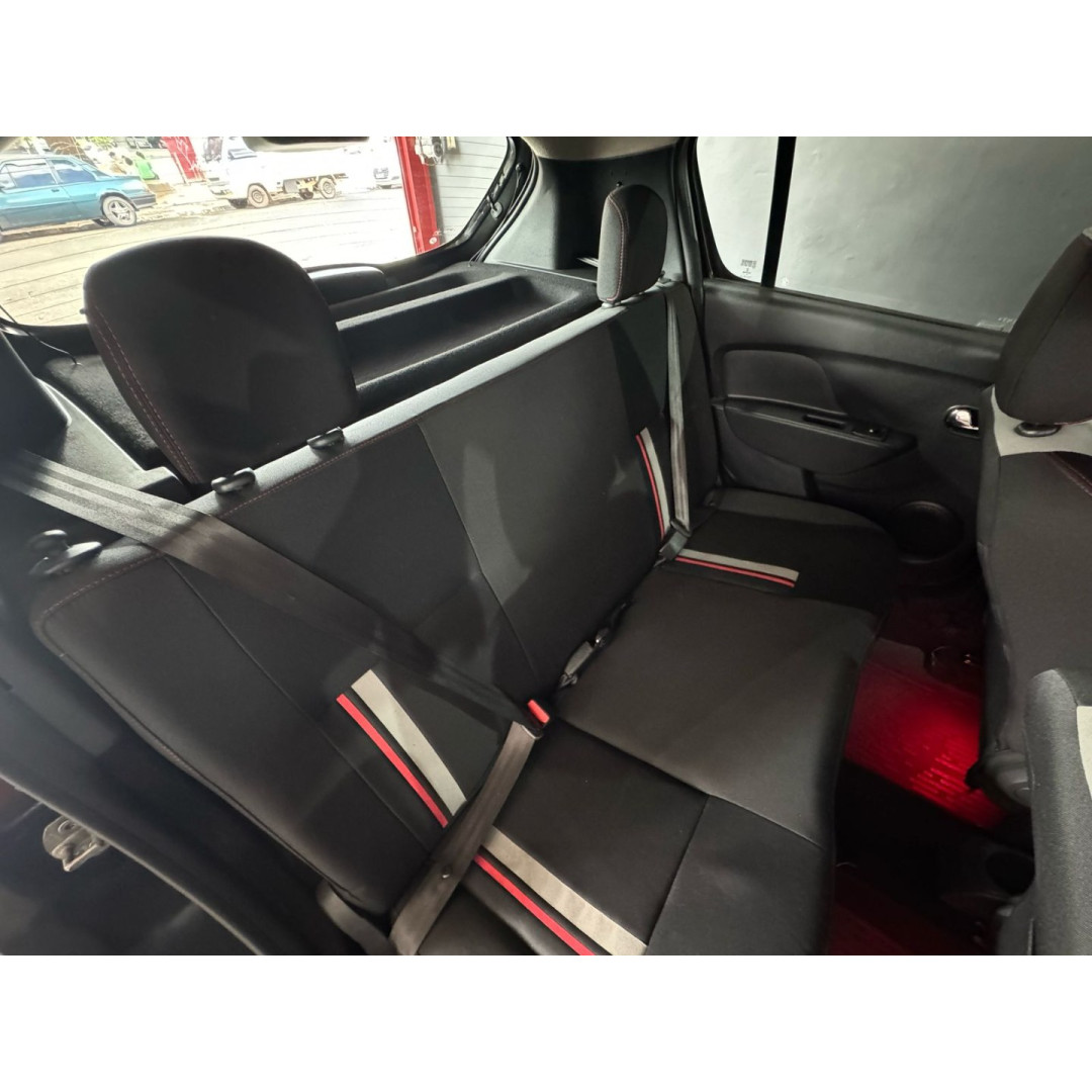 Sandero 2.0 16V 4P RS RACING SPIRIT FLEX