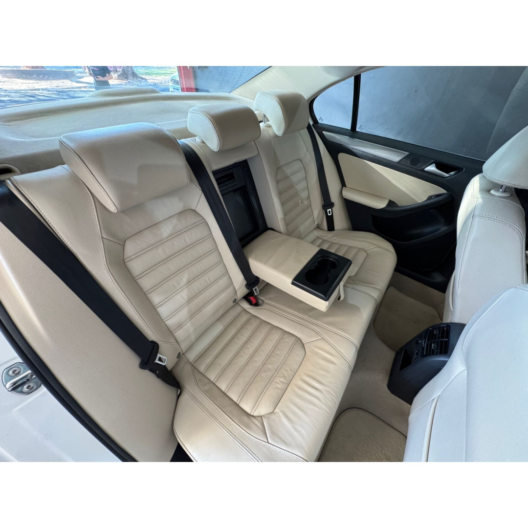 Jetta 2.0 4P TSI HIGHLINE 211 CV AUTOMÁTICO
