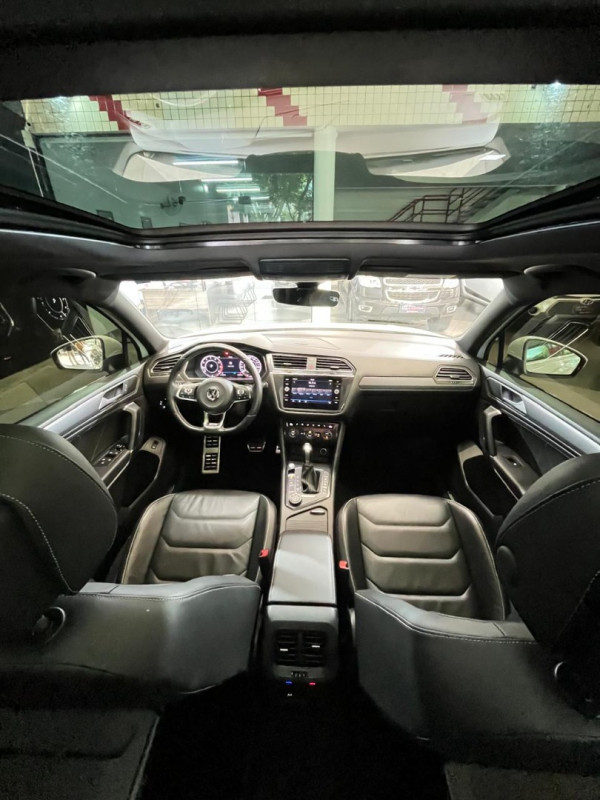 VOLKSWAGEN Tiguan 2.0 350 TSI TOTAL FLEX ALLSPACE R-LINE 4-MOTION TURBO AUTOMÁTICO DSG