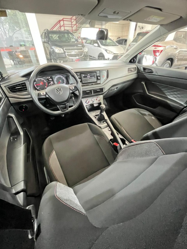 VOLKSWAGEN Polo Hatch 1.0 4P MPI TRACK