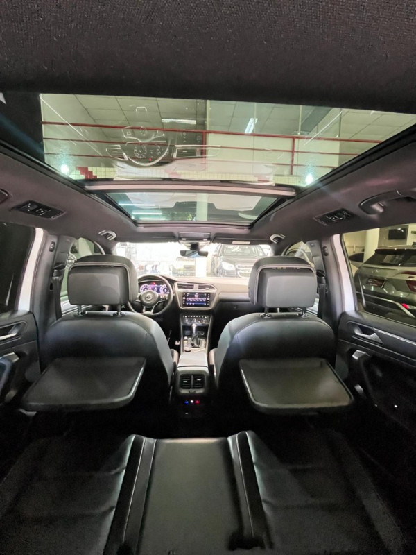 VOLKSWAGEN Tiguan 2.0 350 TSI TOTAL FLEX ALLSPACE R-LINE 4-MOTION TURBO AUTOMÁTICO DSG