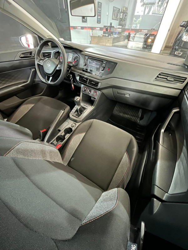 VOLKSWAGEN Polo Hatch 1.0 4P MPI TRACK