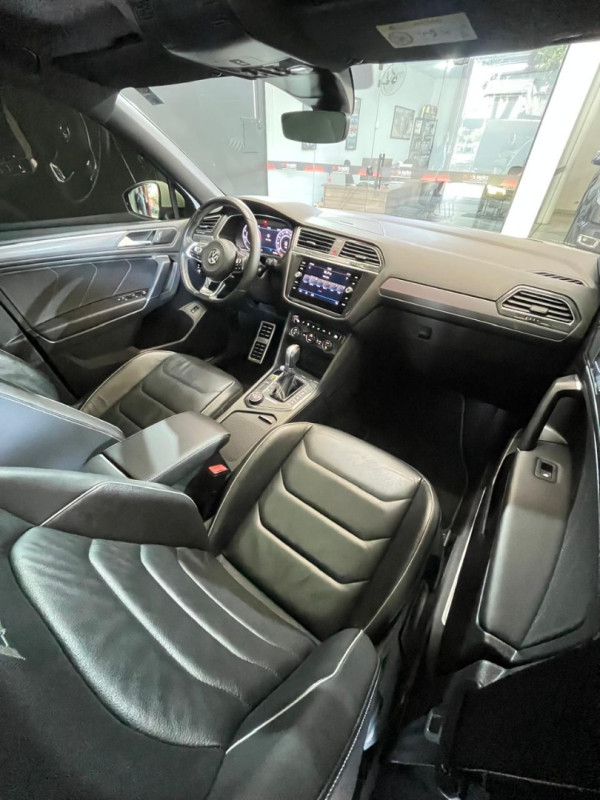 VOLKSWAGEN Tiguan 2.0 350 TSI TOTAL FLEX ALLSPACE R-LINE 4-MOTION TURBO AUTOMÁTICO DSG
