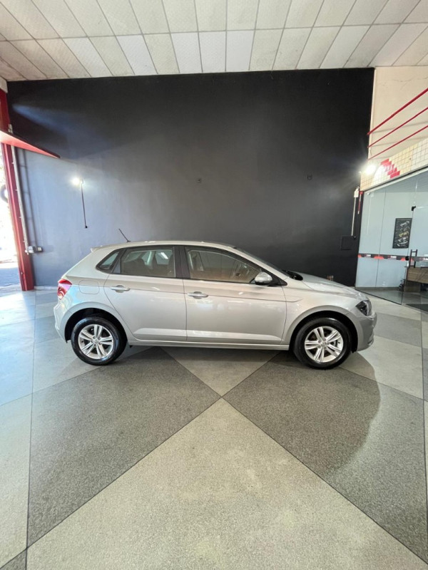 VOLKSWAGEN Polo Hatch 1.6 4P MSI FLEX
