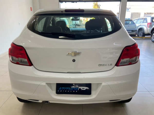 CHEVROLET Onix Hatch 1.0 4P FLEX LS