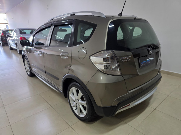 Fit 1.5 16V 4P TWIST FLEX