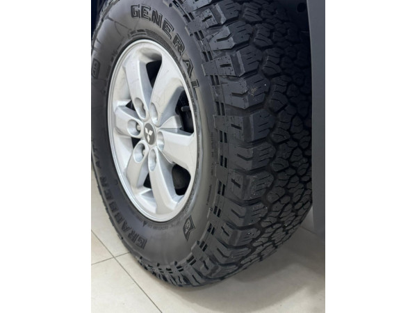 MITSUBISHI L 200 Triton 3.2 16V GL 4X4 CABINE DUPLA TURBO DIESEL INTERCOOLER