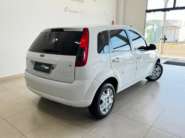 FORD Fiesta Hatch 1.6