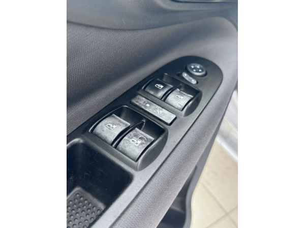 FIAT Punto 1.4 4P ATTRACTIVE FLEX