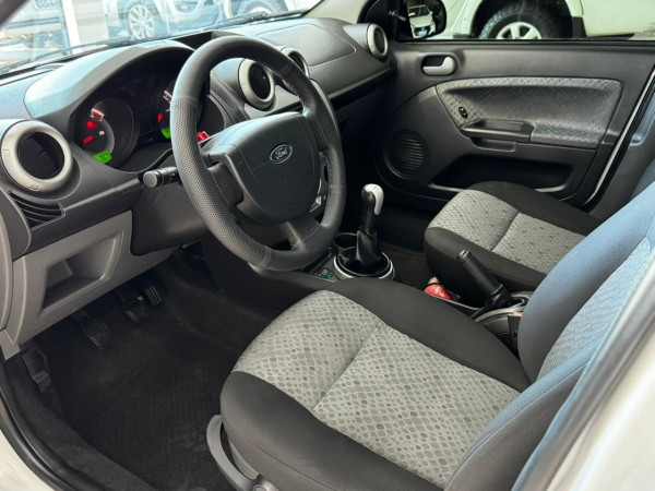 FORD Fiesta Hatch 1.6