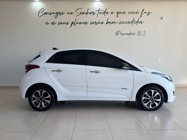 HYUNDAI HB 20 Hatch 1.6 16V 4P FLEX R SPEC