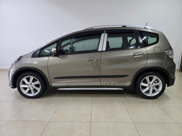 Fit 1.5 16V 4P TWIST FLEX