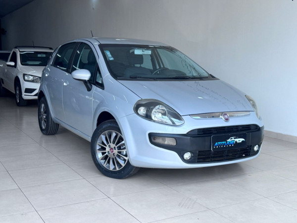 FIAT Punto 1.4 4P ATTRACTIVE FLEX