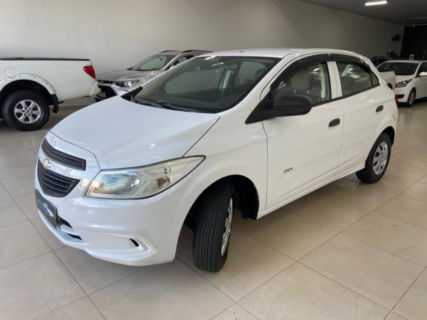 CHEVROLET Onix Hatch 1.0 4P FLEX LS