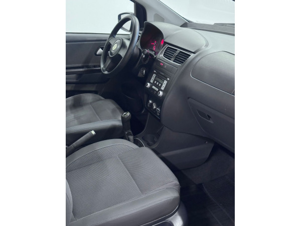 VOLKSWAGEN Fox 1.0