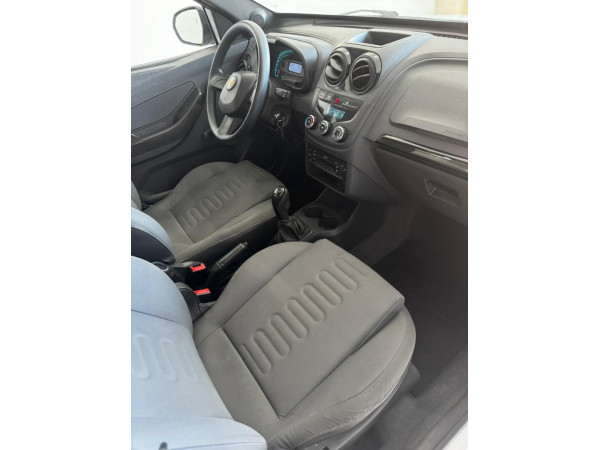 CHEVROLET Montana 1.4 FLEX LS
