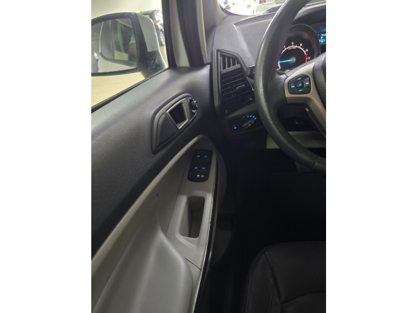 Ecosport 2.0 16V 4P FLEX TITANIUM AUTOMÁTICO