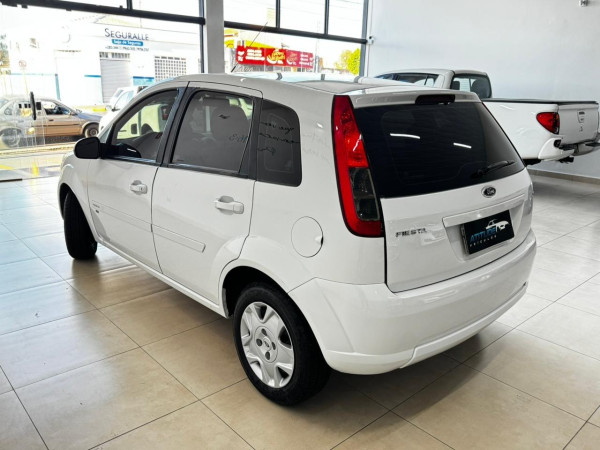 FORD Fiesta Hatch 1.6