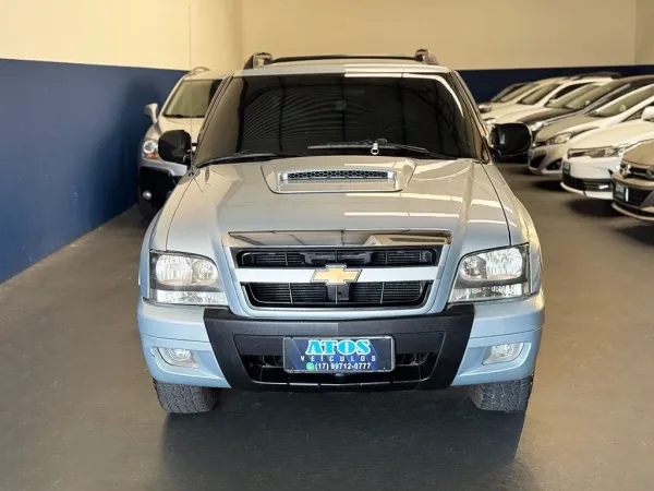 S10 2.4 MPFI EXECUTIVE 4X2 CD 8V