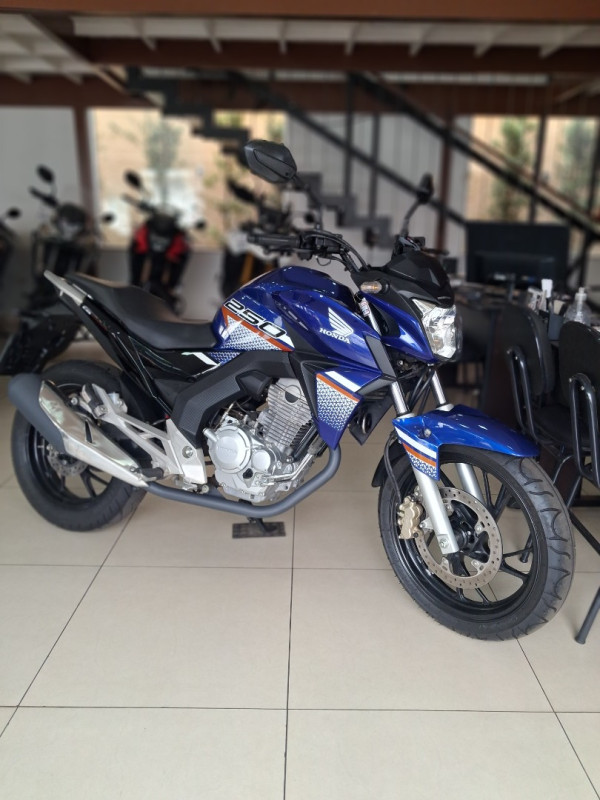 CB 250 F Twister FLEXONE