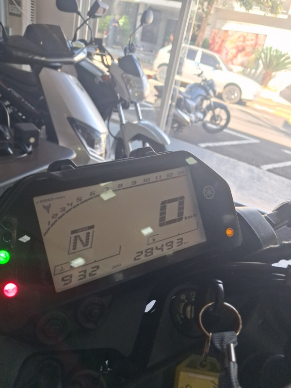 YAMAHA MT-03 300 ABS