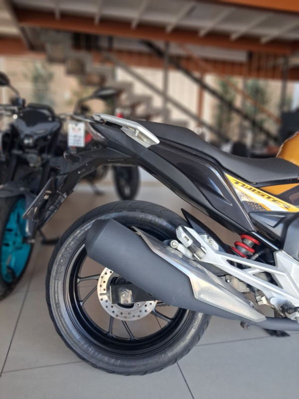 HONDA CB 250 F Twister FLEXONE