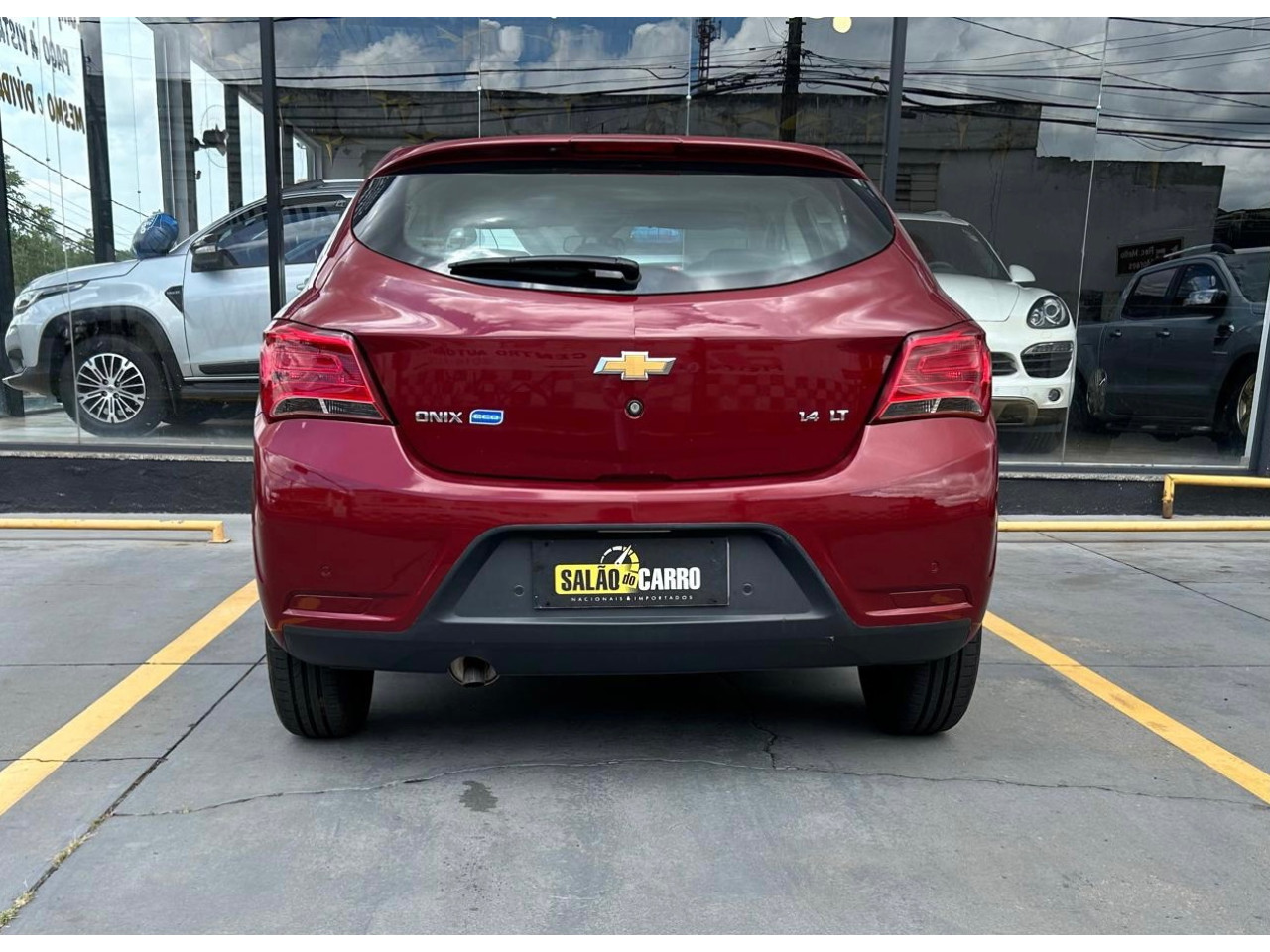 Onix Hatch 1.4 4P FLEX LT