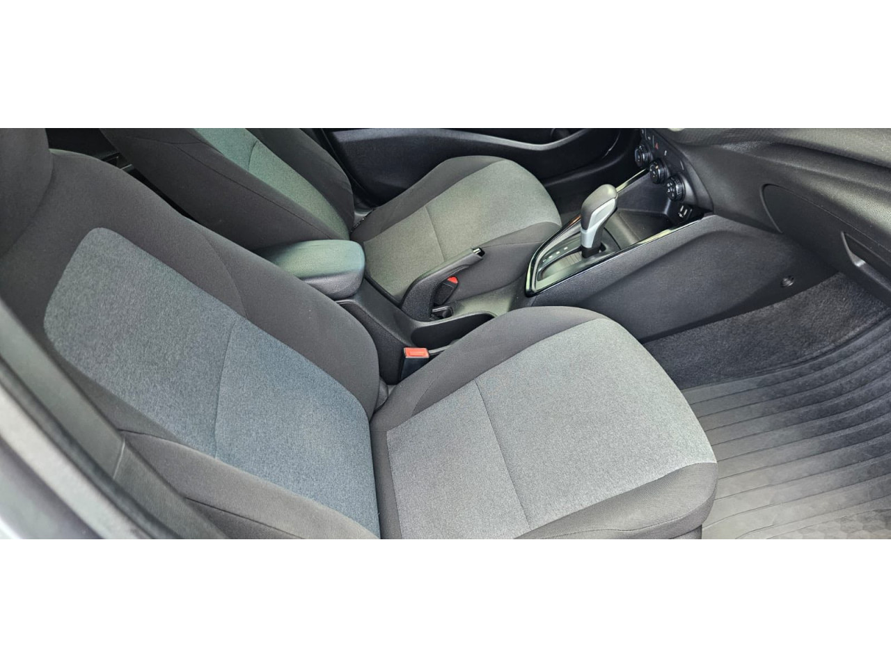 Onix Sedan 1.0 4P FLEX LT PLUS TURBO AUTOMÁTICO