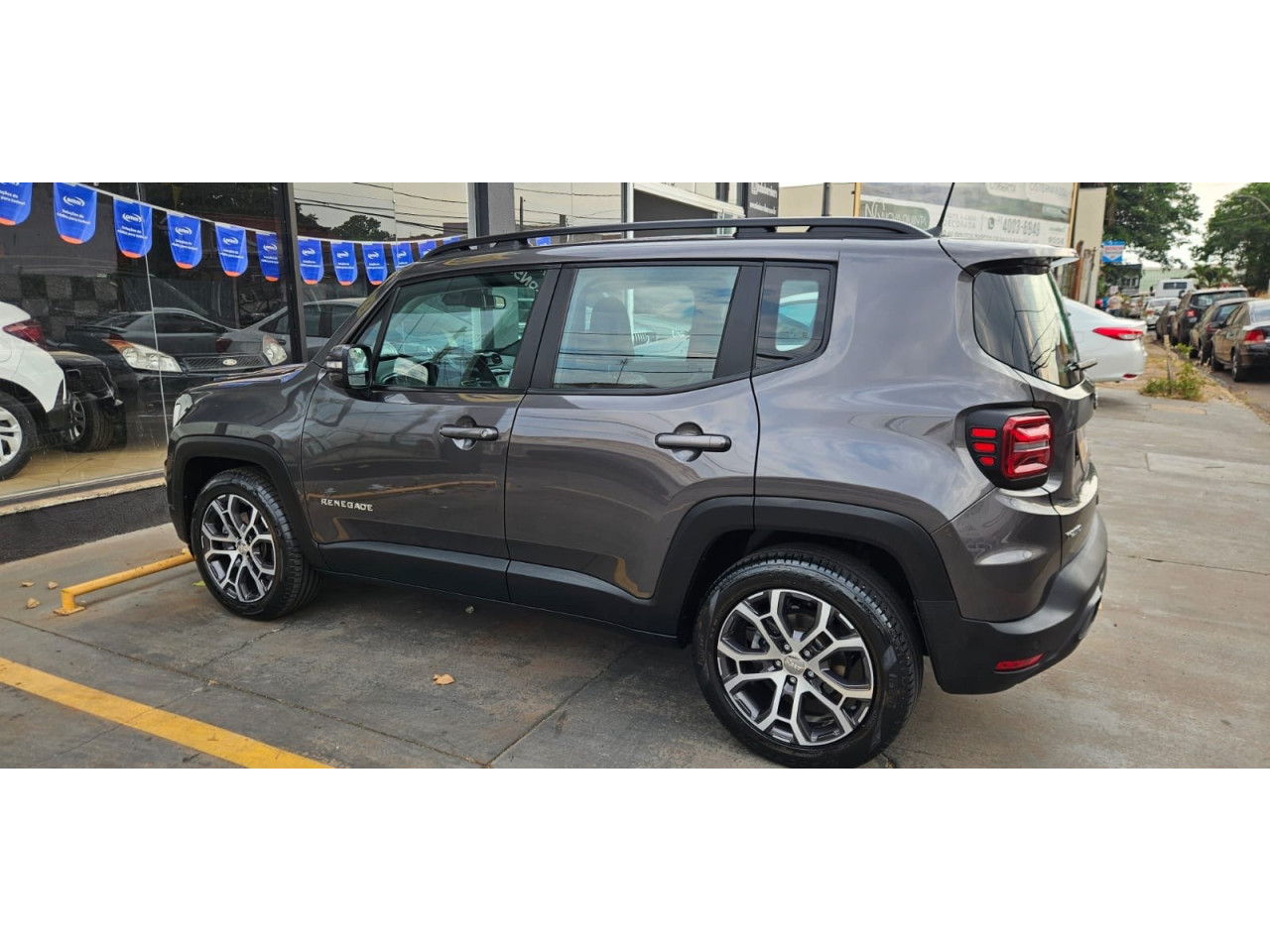 JEEP Renegade 1.3 16V 4P FLEX T270 LONGITUDE TURBO AUTOMÁTICO