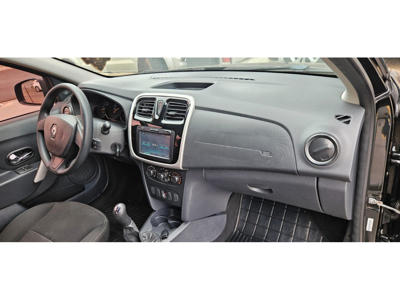 RENAULT Sandero 1.6 16V 4P FLEX SCE EXPRESSION