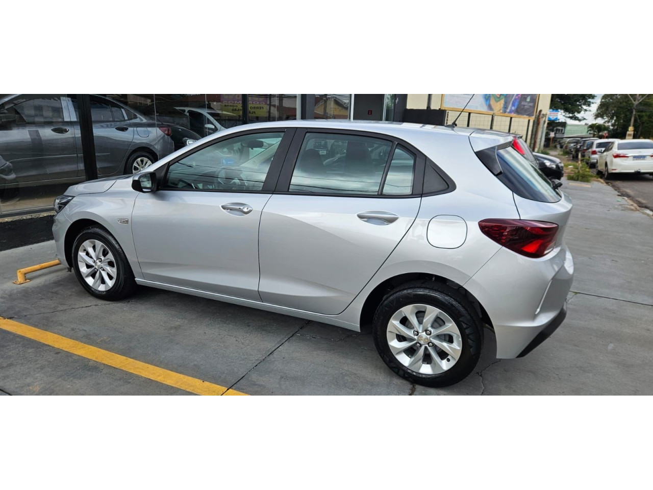 Onix Hatch 1.0 4P FLEX LT