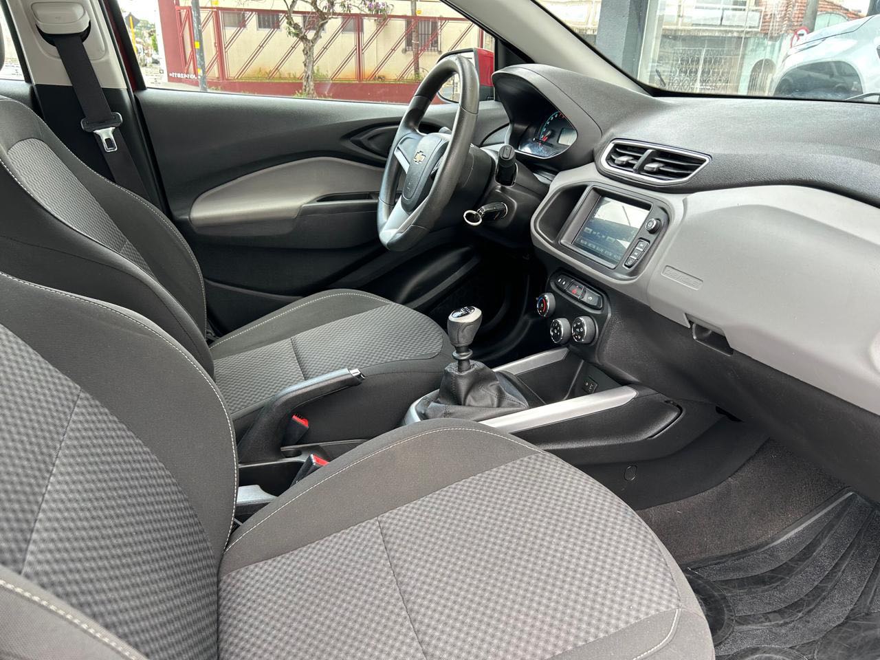 Onix Hatch 1.4 4P FLEX LT
