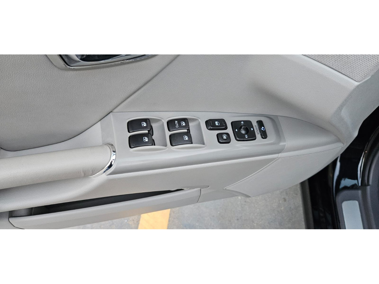 HYUNDAI Azera 3.3 V6 24V GLS AUTOMÁTICO