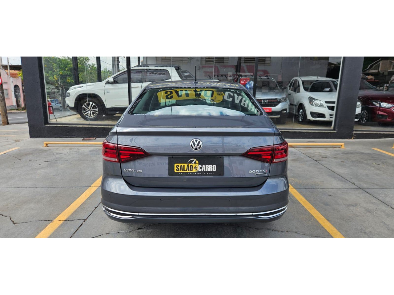 Virtus 1.0 4P 200 TSI FLEX HIGHLINE AUTOMÁTICO