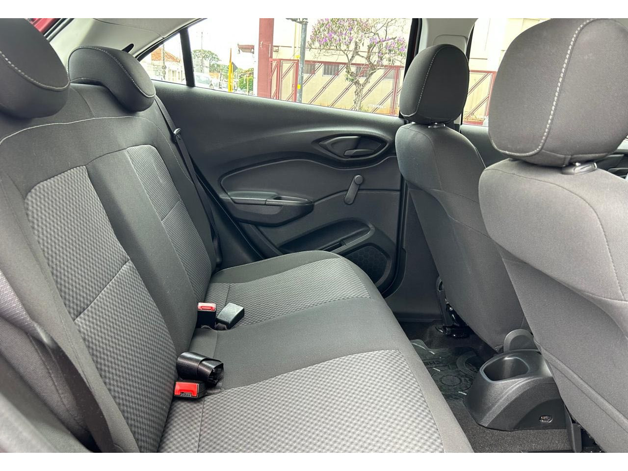 Onix Hatch 1.4 4P FLEX LT