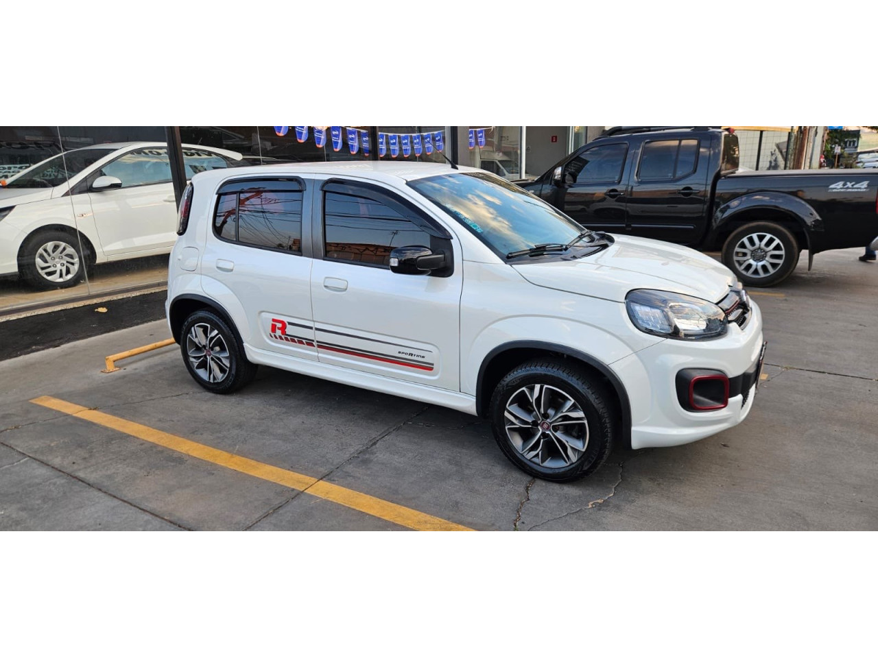 FIAT Uno 1.3 4P SPORTING FLEX