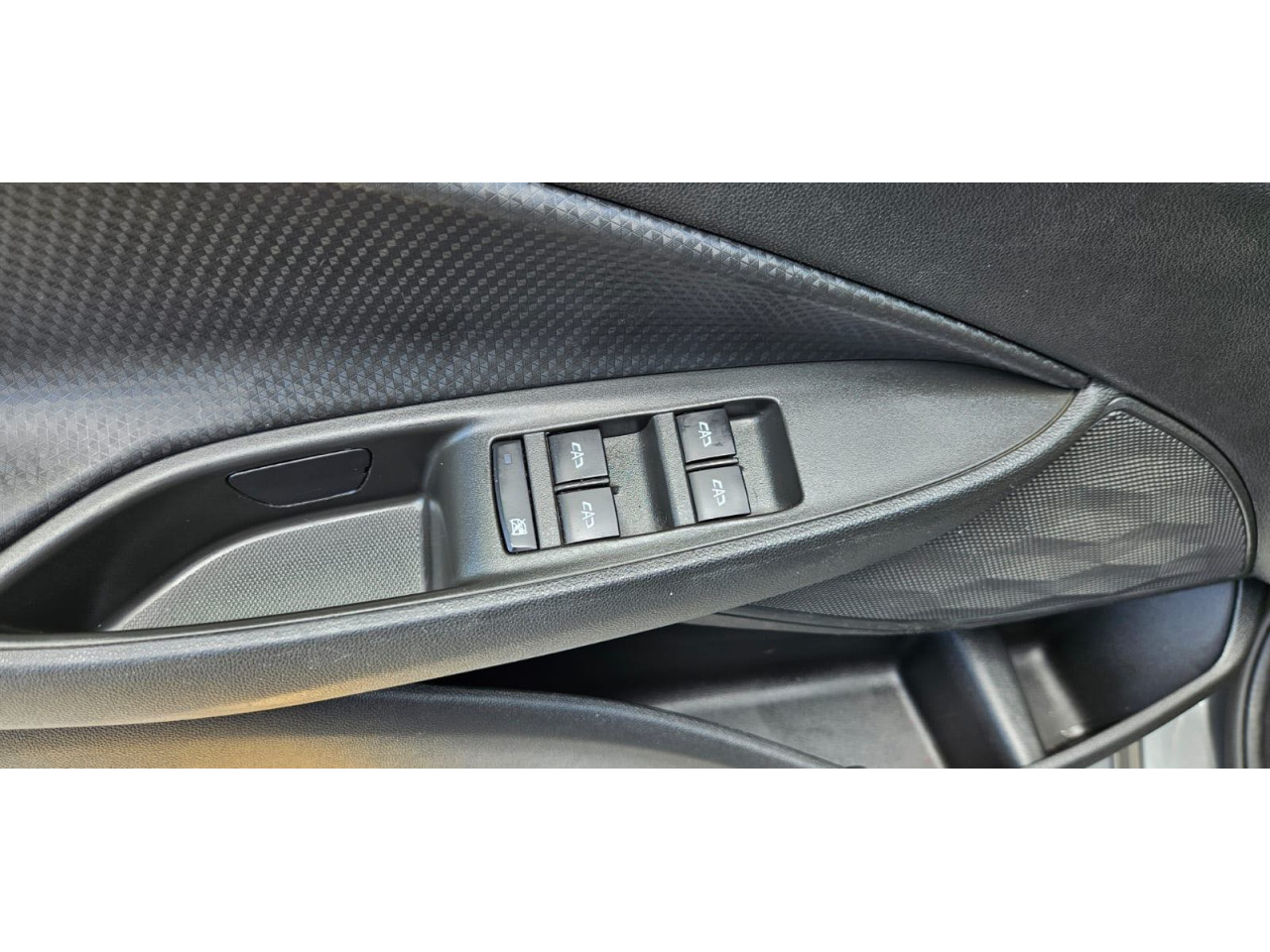 Onix Sedan 1.0 4P FLEX LT PLUS TURBO AUTOMÁTICO