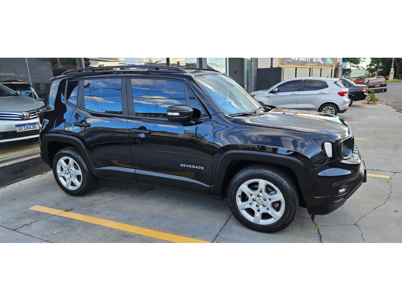 JEEP Renegade 1.3 16V 4P FLEX T270 SPORT TURBO AUTOMÁTICO