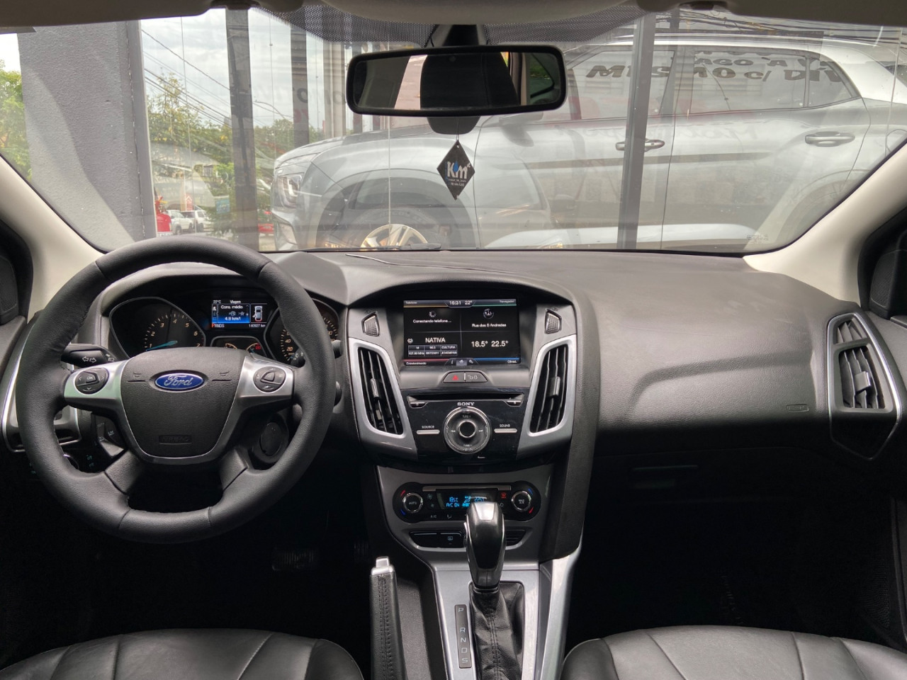 FORD Focus Sedan 2.0 16V 4P FLEX TITANIUM POWERSHIFT AUTOMÁTICO