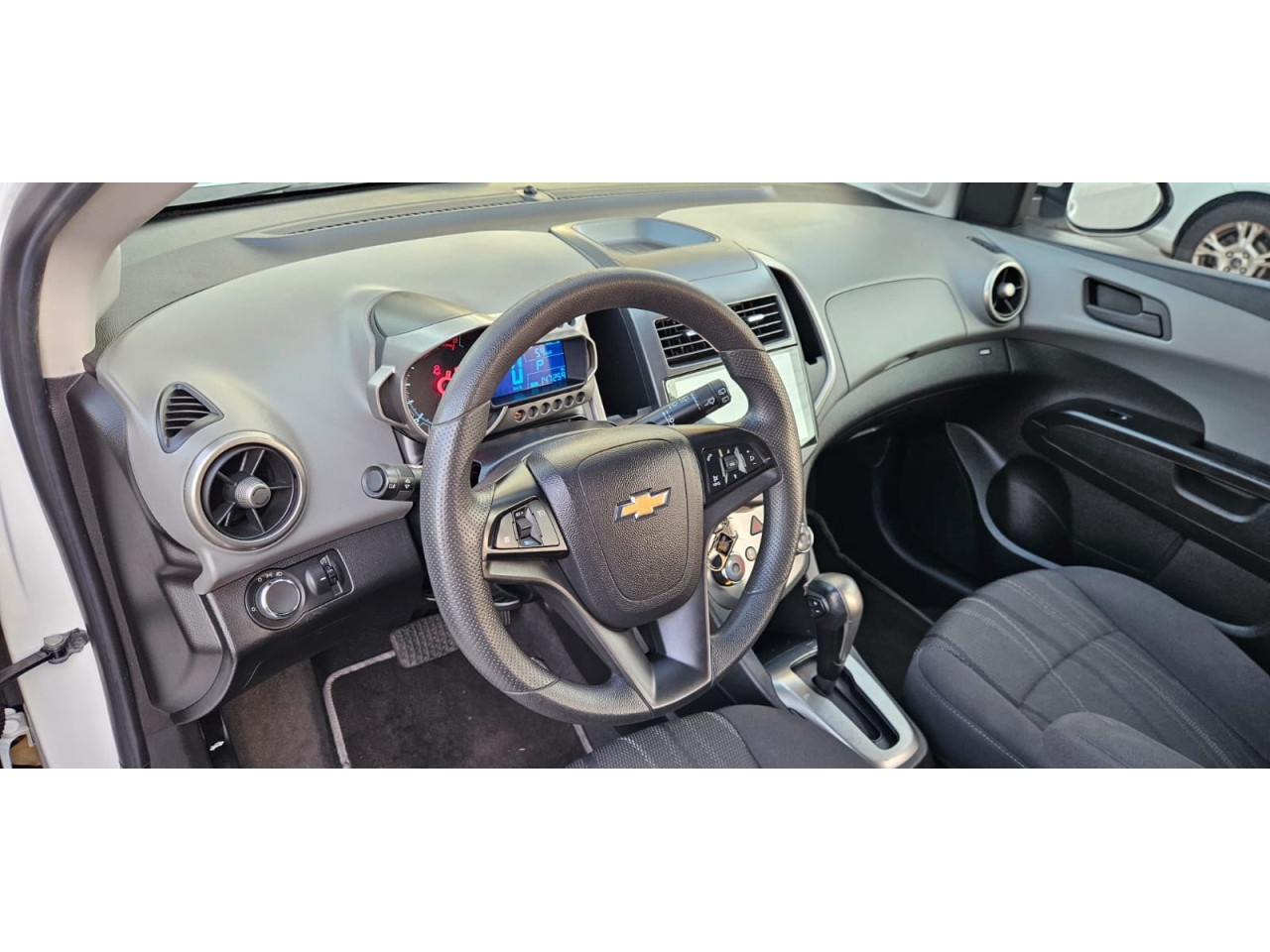 CHEVROLET Sonic Hatch 1.6 16V 4P LT FLEX AUTOMÁTICO