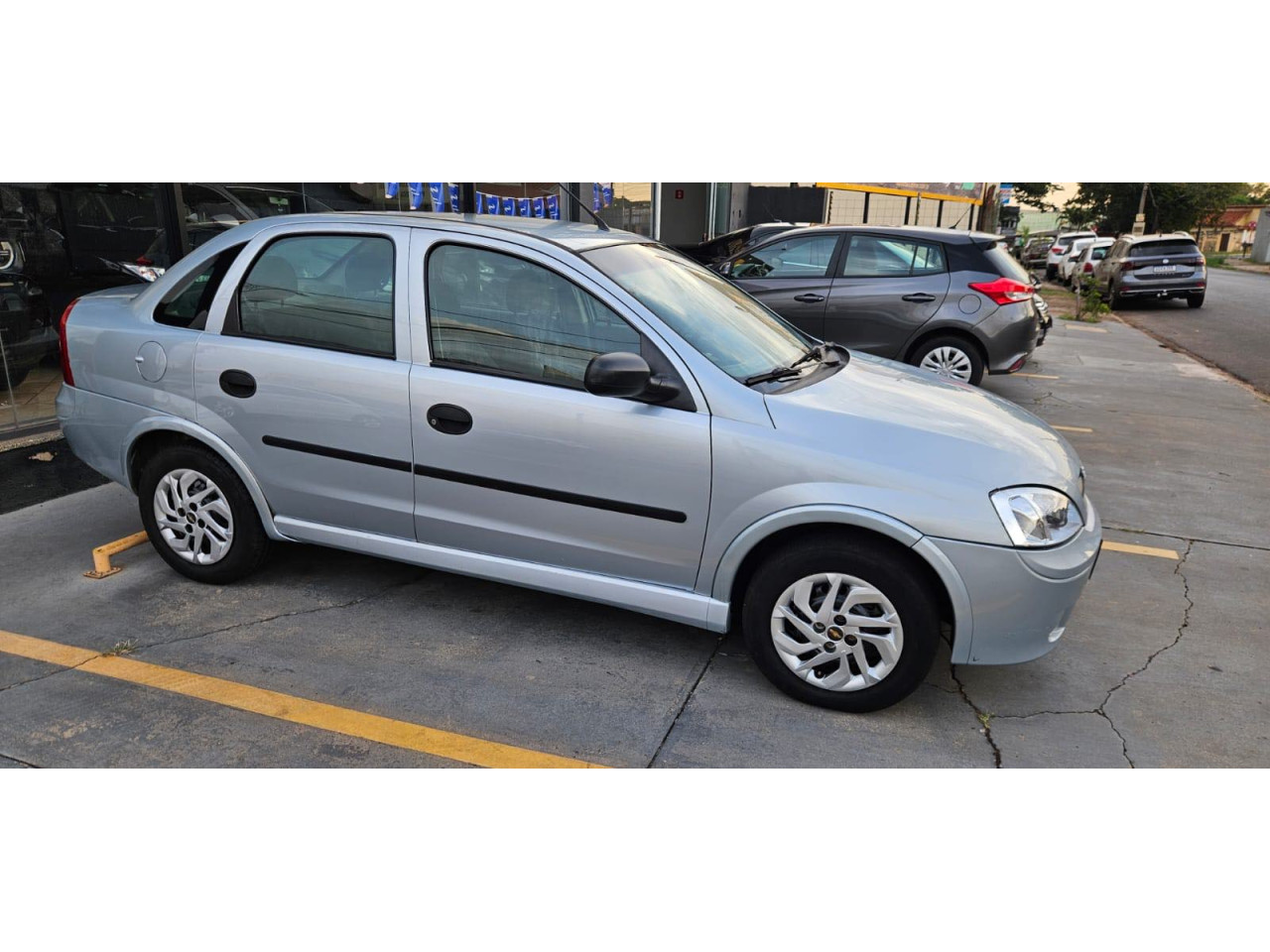 CHEVROLET Corsa Sedan 1.8 4P MAXX FLEX