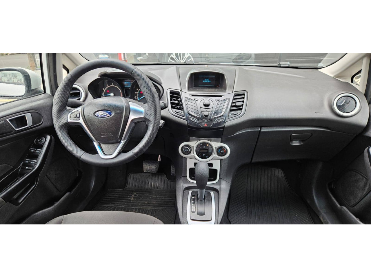 FORD Fiesta Hatch 1.6 4P FLEX SE POWERSHIFT AUTOMÁTICO