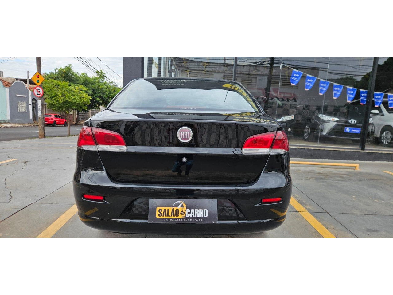 FIAT Siena 1.6 16V 4P ESSENCE FLEX