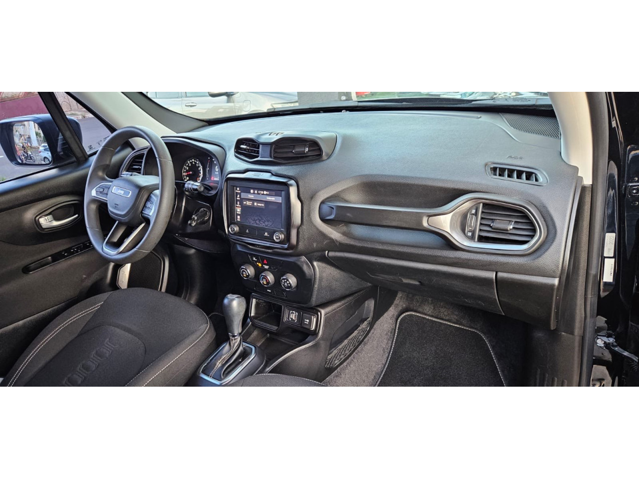 JEEP Renegade 1.3 16V 4P FLEX T270 SPORT TURBO AUTOMÁTICO