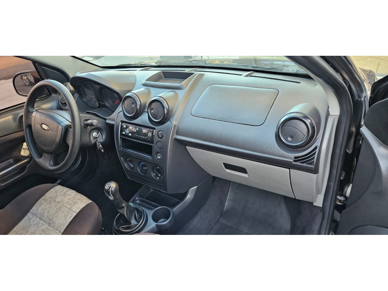 FORD Fiesta Sedan 1.6 4P CLASS FLEX