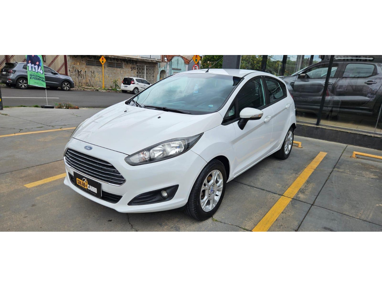 FORD Fiesta Hatch 1.6 4P FLEX SE POWERSHIFT AUTOMÁTICO