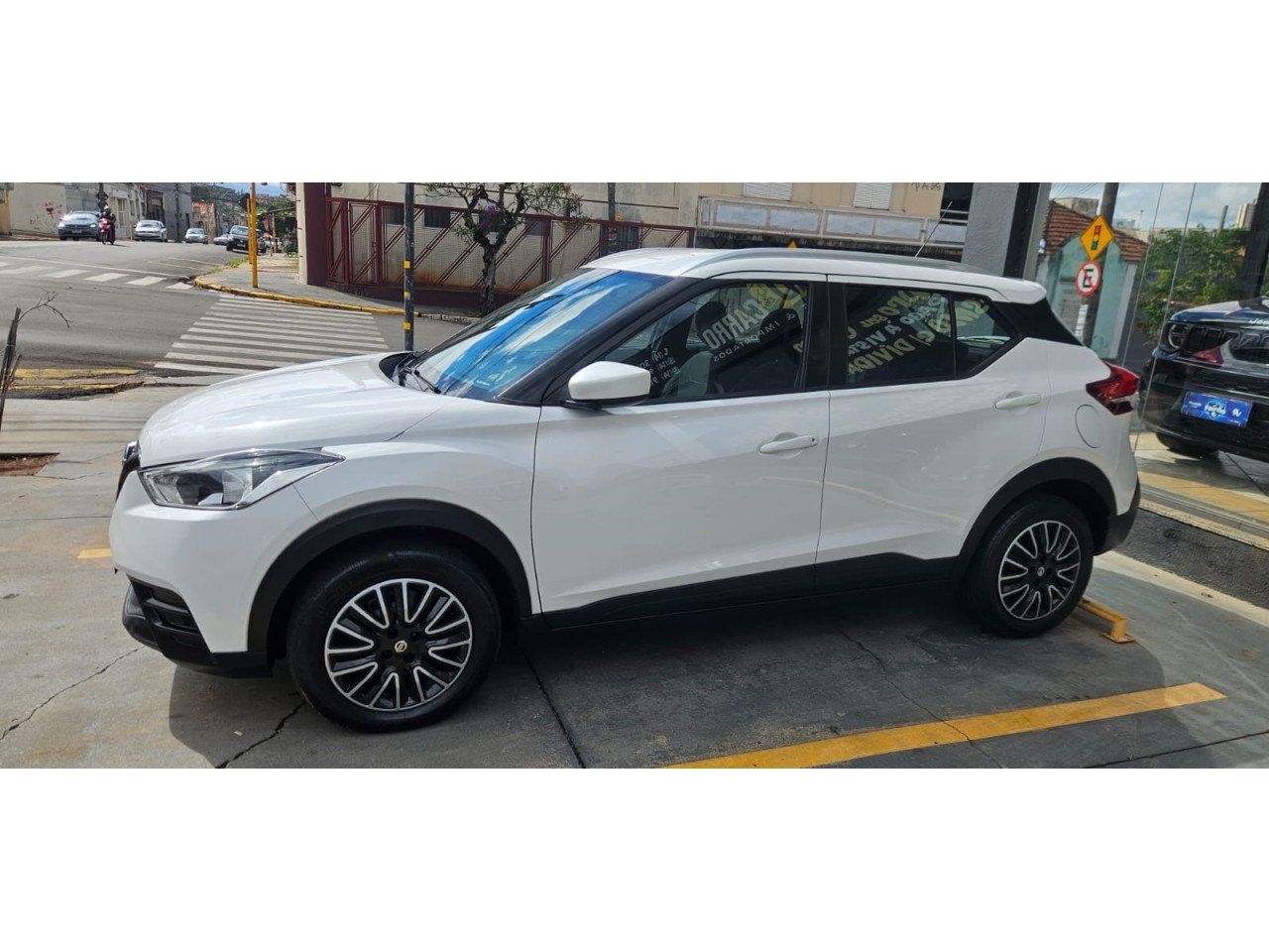 NISSAN Kicks 1.6 16V 4P FLEXSTART S DIRECT X-TRONIC AUTOMÁTICO CVT