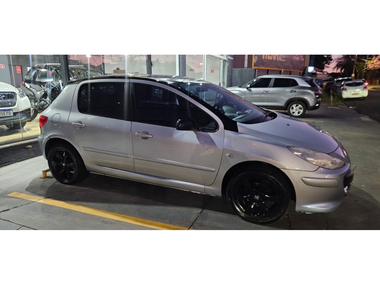 PEUGEOT 307 Hatch 1.6 16V 4P PRESENCE