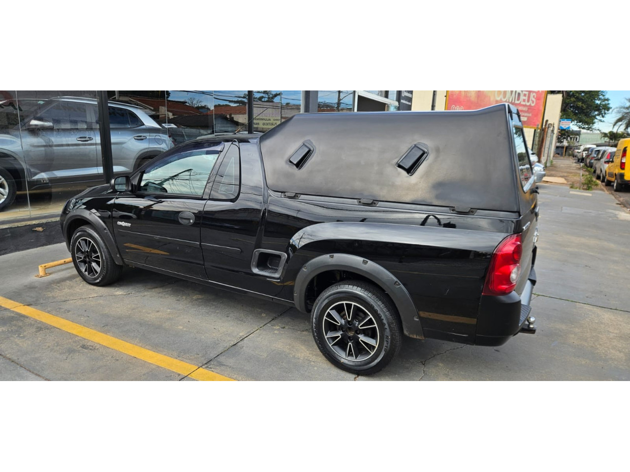 CHEVROLET Montana 1.4 FLEX CONQUEST